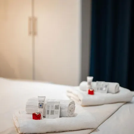 Le Riva - Hyper Centre - Parking - Wifi מנטון