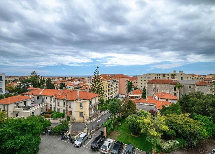 Le Riva - Studio Hyper Centre - Parking - Wifi Apartamento *