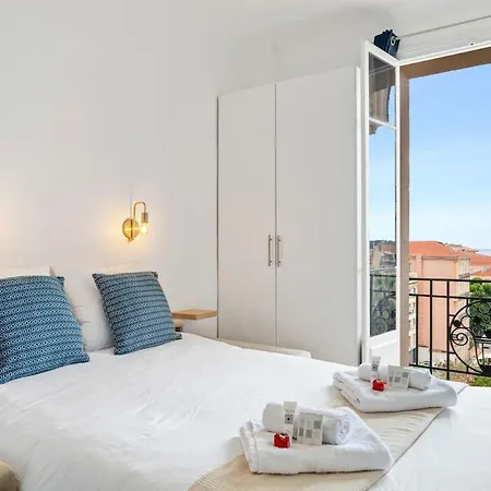 Le Riva - Hyper Centre - Parking - Wifi * Menton