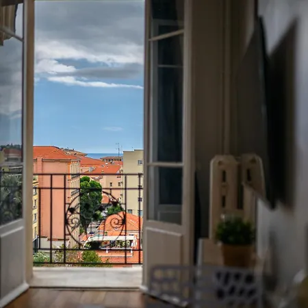 Le Riva - Studio Hyper Centre - Parking - Wifi *