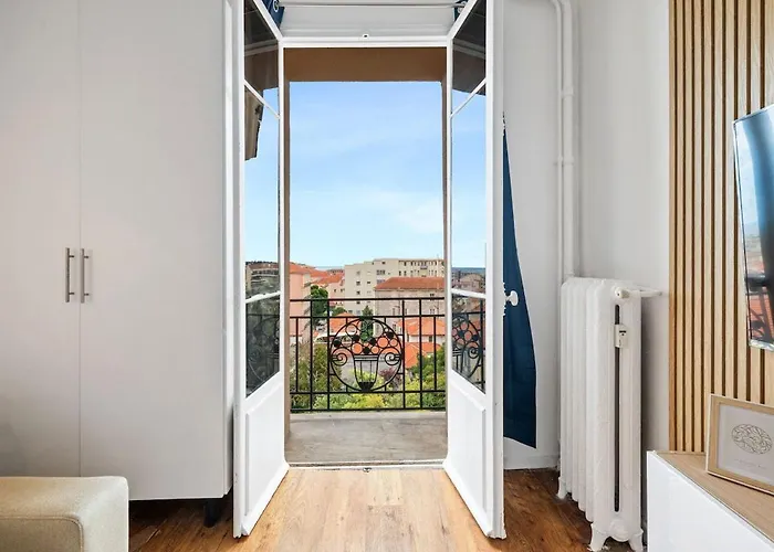 Le Riva - Hyper Centre - Parking - Wifi Apartament *